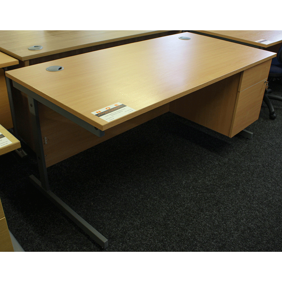 Used 1600 Fixed Pedestal Desk Beech